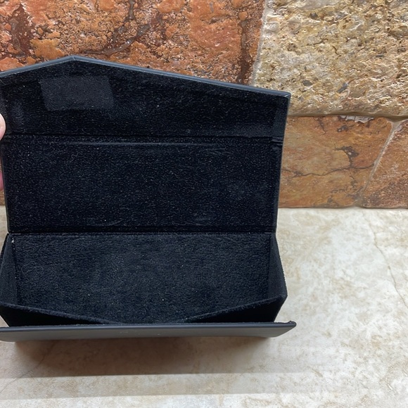 Alain Mikli Paris Women’s Eyeglasses Case Foldable Box Storage Magnetic Black - Picture 4 of 9